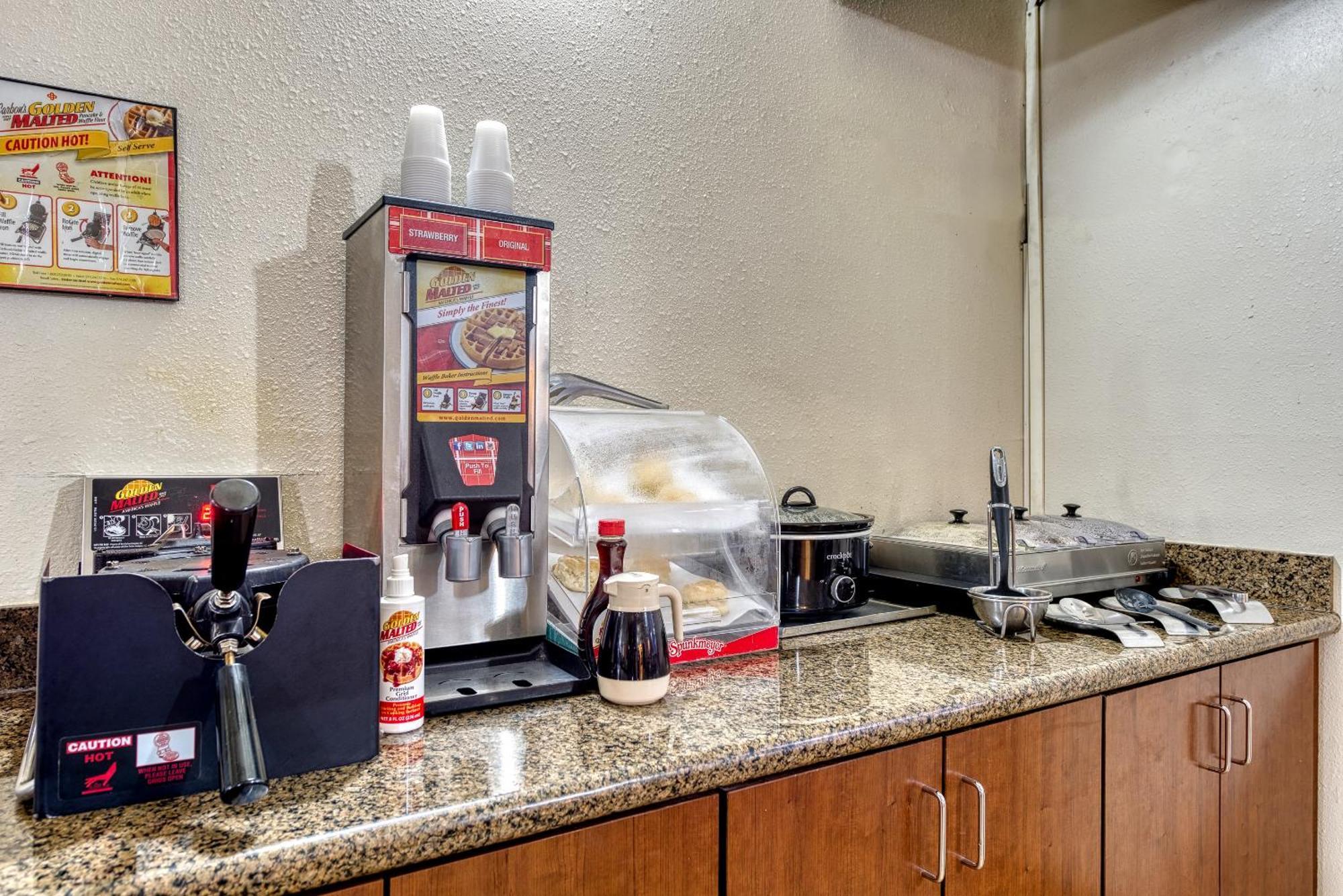 ซูเปอร์ 8 บาย วินด์แฮม อะลาโมซา Motel อลาโมซา ภายนอก รูปภาพ