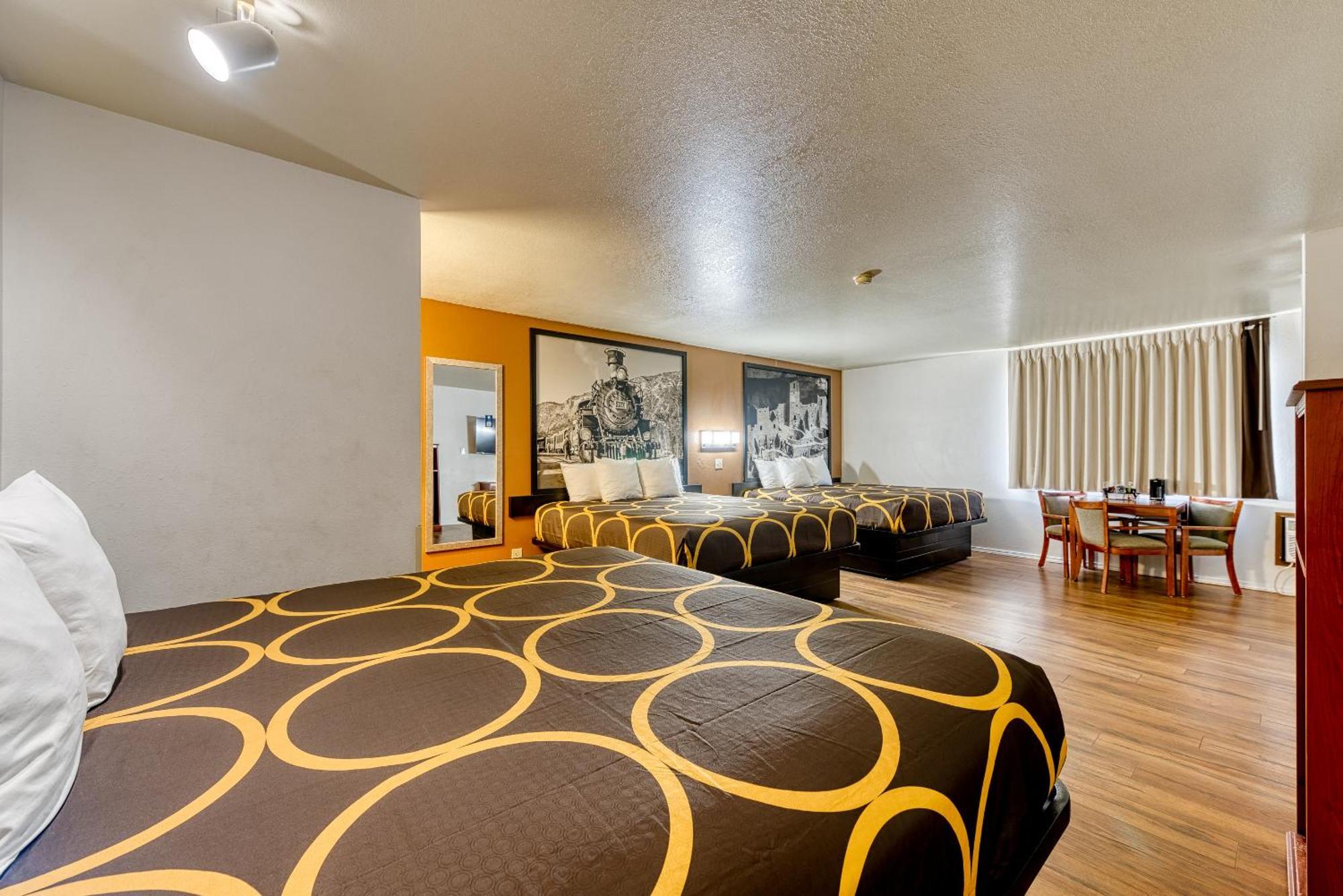ซูเปอร์ 8 บาย วินด์แฮม อะลาโมซา Motel อลาโมซา ห้อง รูปภาพ
